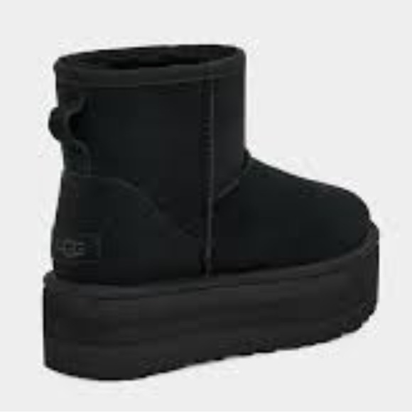 UGG Shoes - All Gender Classic Mini Platform